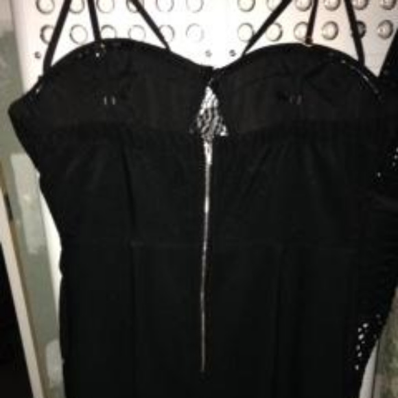 L'Atiste Lace Bodycon Dress - Picture 2 of 6